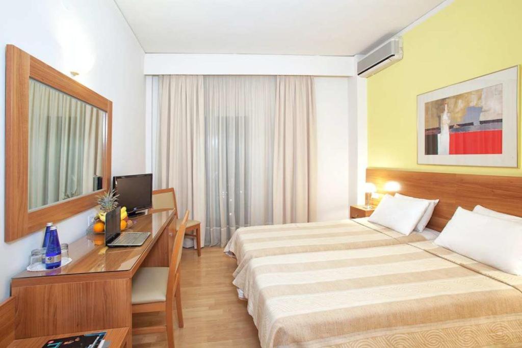 Leto Boutique Hotel อากรินิออน ภายนอก รูปภาพ