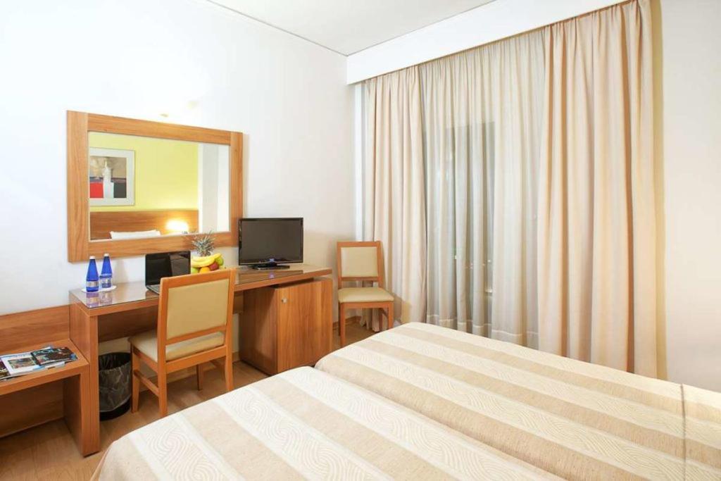 Leto Boutique Hotel อากรินิออน ภายนอก รูปภาพ