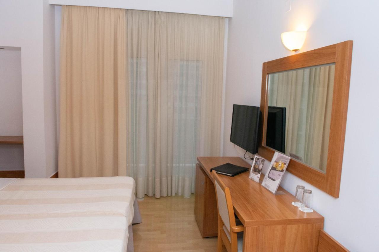 Leto Boutique Hotel อากรินิออน ภายนอก รูปภาพ