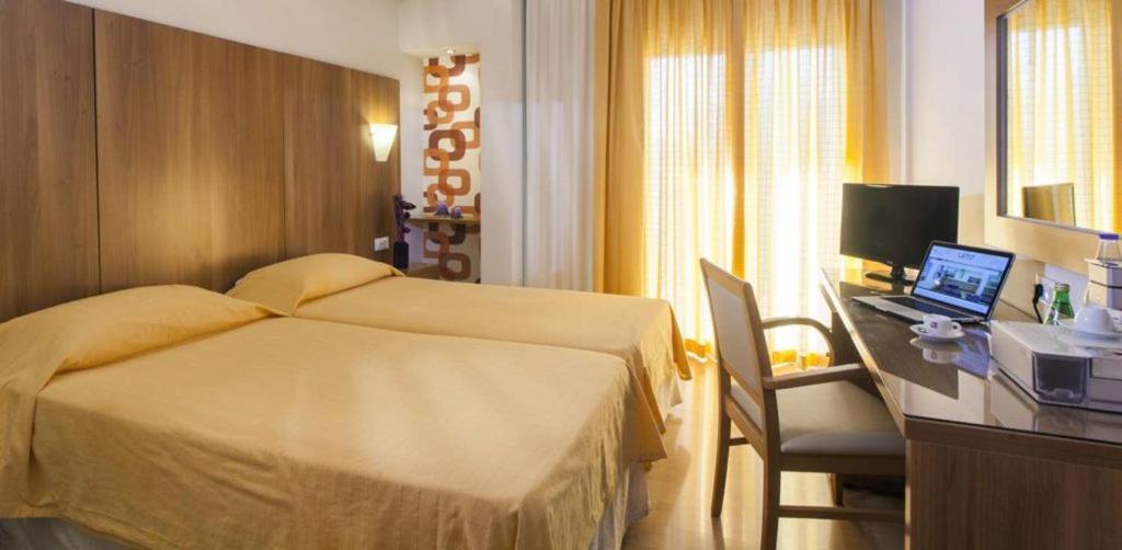 Leto Boutique Hotel อากรินิออน ภายนอก รูปภาพ