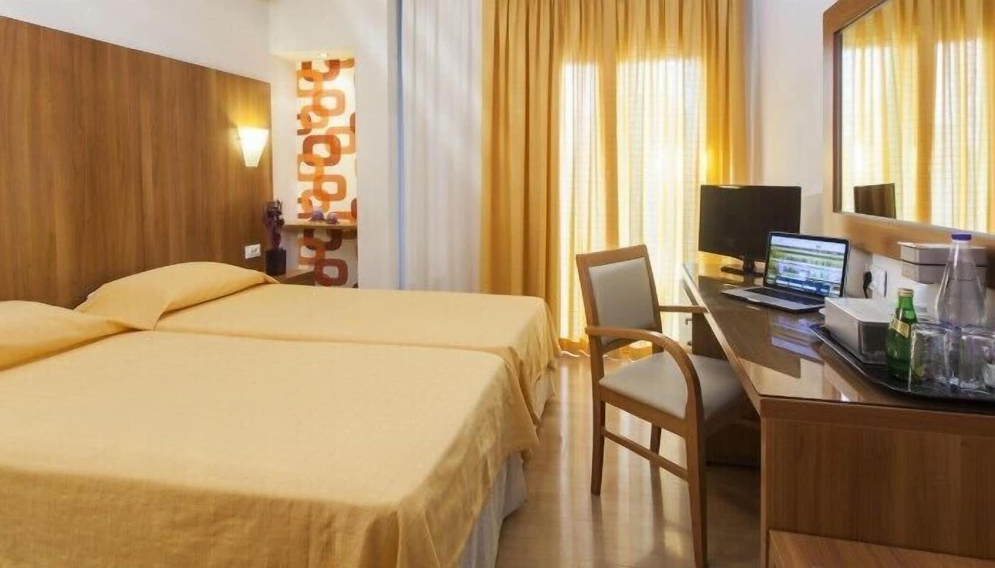 Leto Boutique Hotel อากรินิออน ภายนอก รูปภาพ