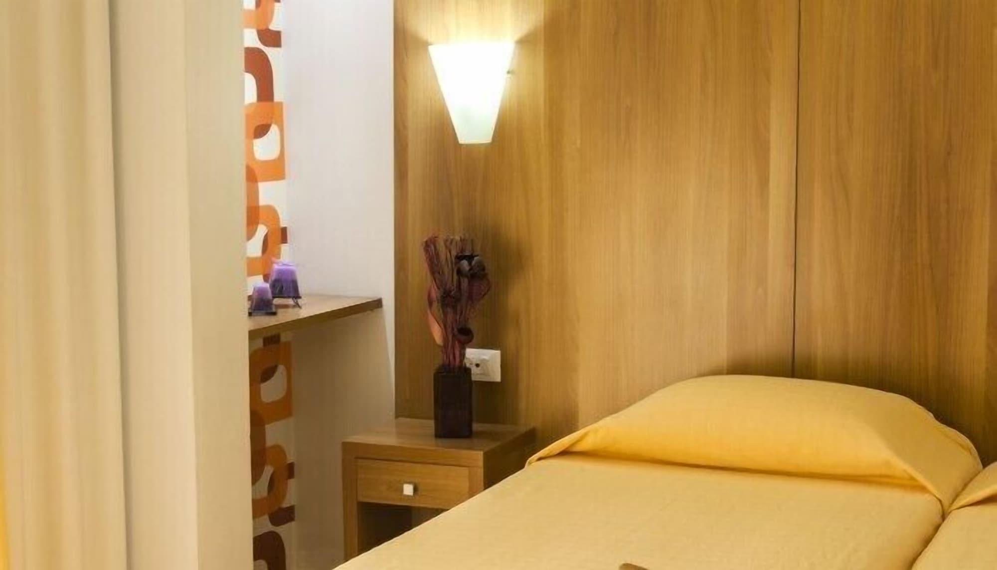 Leto Boutique Hotel อากรินิออน ภายนอก รูปภาพ