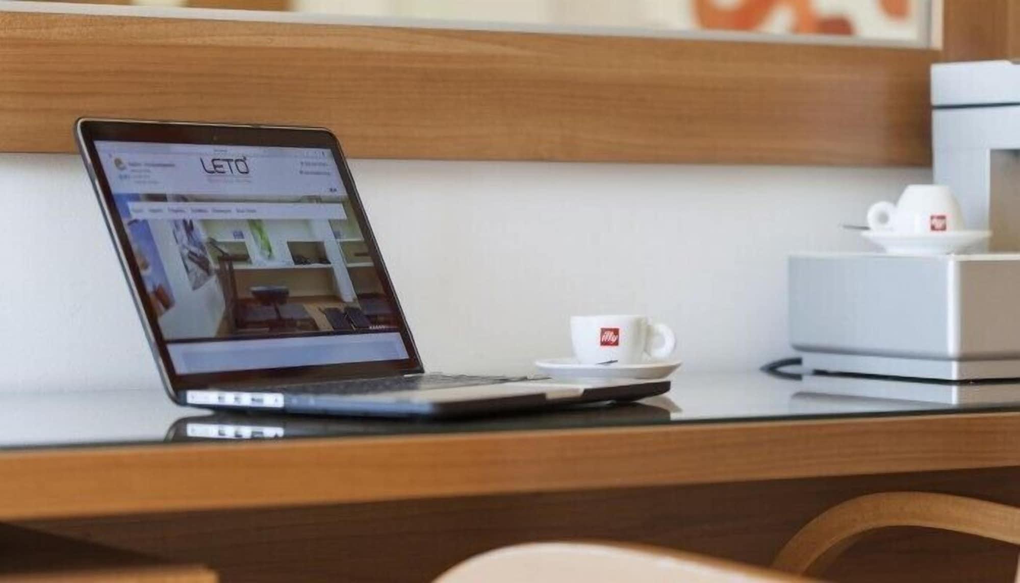 Leto Boutique Hotel อากรินิออน ภายนอก รูปภาพ