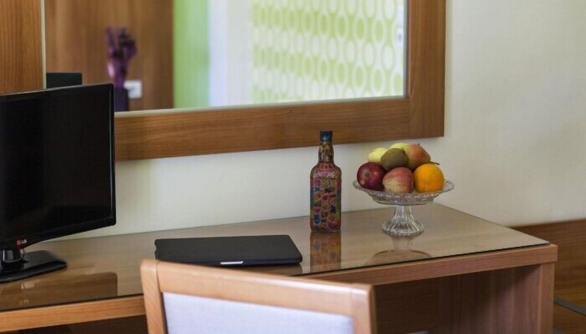 Leto Boutique Hotel อากรินิออน ภายนอก รูปภาพ